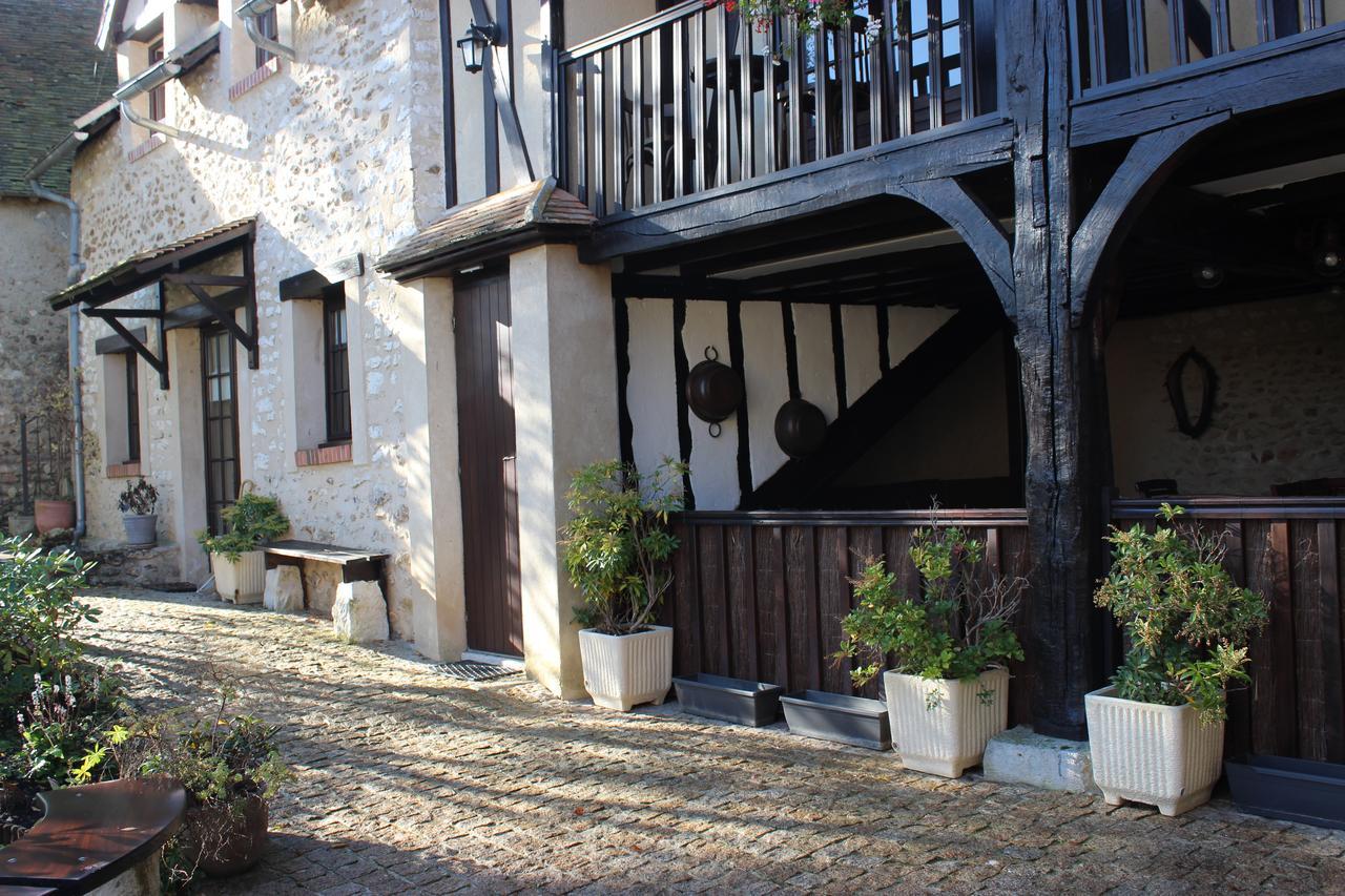 Le Clos Dormont Saint-Étienne-sous-Bailleul Zewnętrze zdjęcie